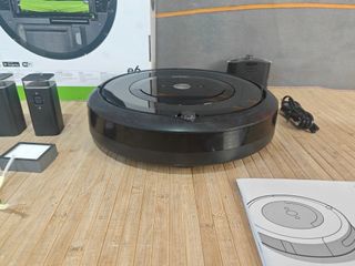 Robot aspirador con Wi-Fi iRobot Roomba e6192