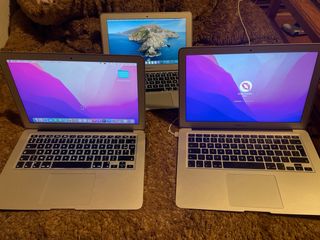 3 Macbooks Air Plata