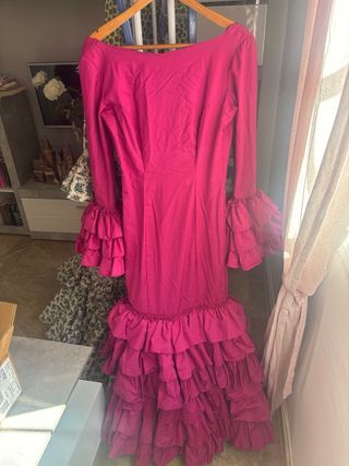 Traje Flamenca Espalda Descubierta