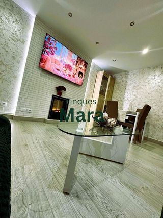 Piso en venta en Santa Eulàlia en Hospitalet de Llobregat, L´