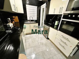 Piso en venta en Santa Eulàlia en Hospitalet de Llobregat, L´