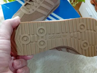 Zapatillas Adidas Beige Talla 42