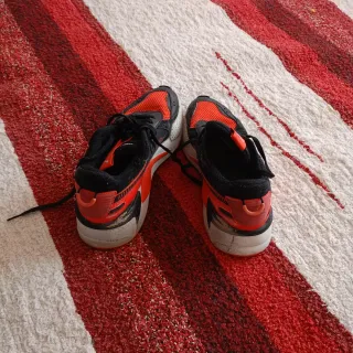 Zapatillas Puma RS-X Negras y Naranjas