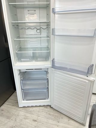 COMBI BALAY 185CM NOFROST A+++. SEMINUEVO