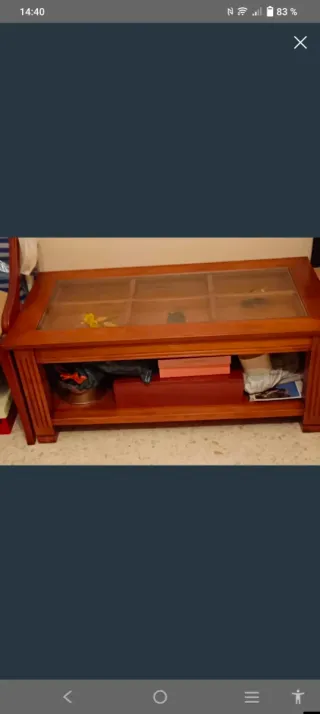 Tavolo da centro in legno e vetro