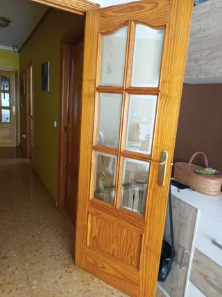 3 Puertas de pino con cristal