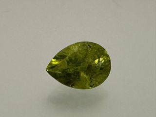 Peridoto Naturale 3,15 ct Certificato IGI
