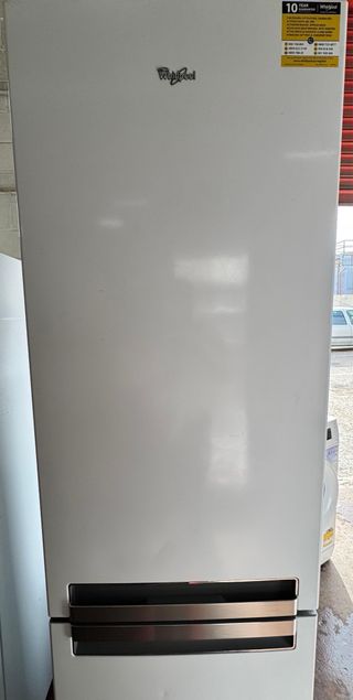 FRIGORÍFICO WHIRPOOL COMBI NO FROST