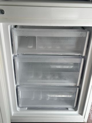 FRIGORÍFICO WHIRPOOL COMBI NO FROST