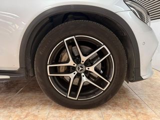 Mercedes-Benz GLC 220D AMG LINE