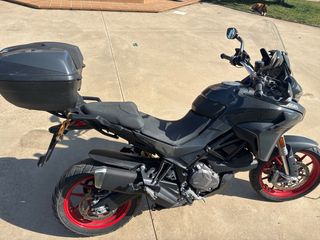 Ducati Multistrada V2s Gris
