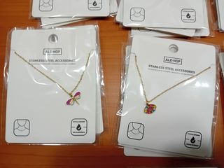 Lote 12 peluches, 30 colgantes?HOY 23.03ULTIMA DIA