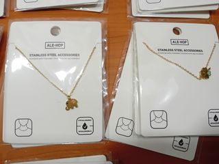 Lote 12 peluches, 30 colgantes?HOY 23.03ULTIMA DIA