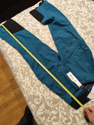 Pantalones marca Maier Sports Liland p3 nuevos