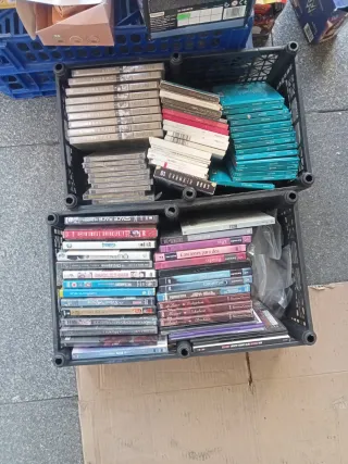 Lote DVDs y CDs: Películas, Conciertos, Música