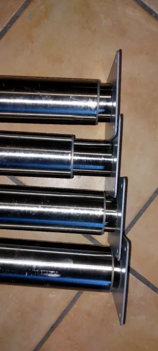 Gambe per tavolo in metallo