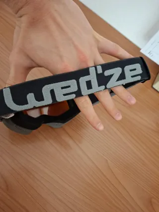 Maschera da sci grigia con lenti arancioni