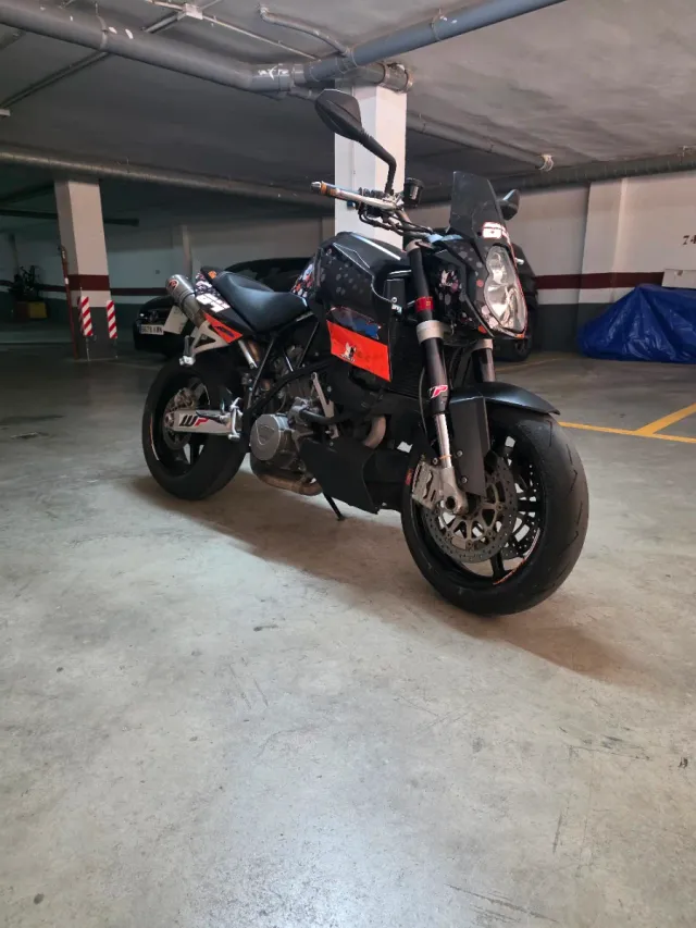 KTM 990  superduke 120cv