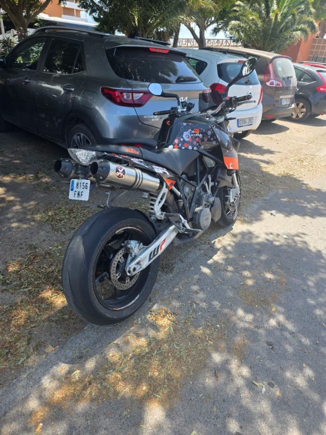 KTM 990  superduke 120cv