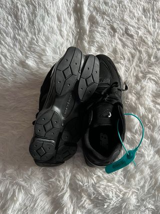 Zapatillas Negras