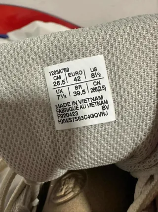 Asics Gel Zapatillas Gris y Blanco