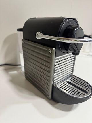 Cafetera Nespresso Krups Negra