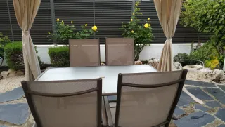 Mesa y 4 Sillas Jardín