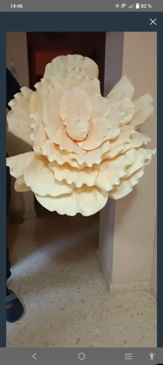 Flor Decorativa Grande Beige Papel