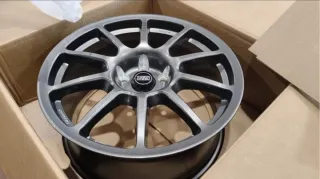 Llantas Braid Fullrace 8x18 GR Yaris