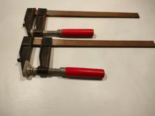 2 Sargentos de carpintero