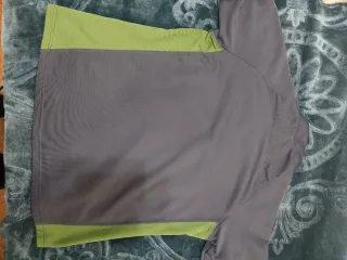 Chaqueta deportiva Adidas gris y verde