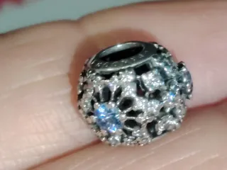 Charm Pandora Disney Zirconi Luminosi Argento 925