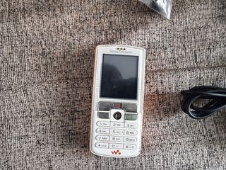 Sony Ericsson W800i Walkman Bianco