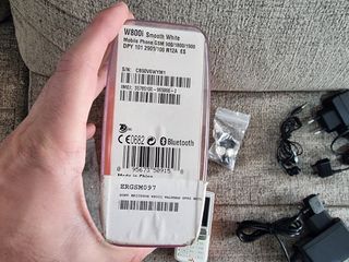 Sony Ericsson W800i Walkman Bianco