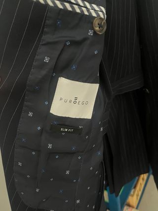 Traje Cruzado Rayas Azul Marino Talla 44