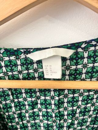 Mono corto H&M estampado geométrico