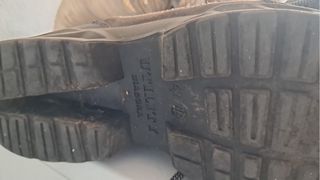 Zapatos de trabajo Diadora negros y grises