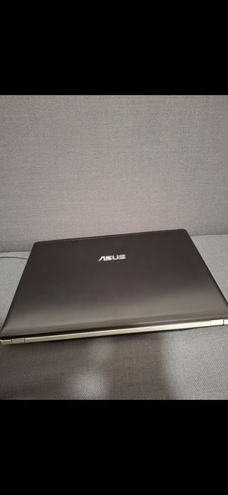 Portátil Asus Plata y Negro