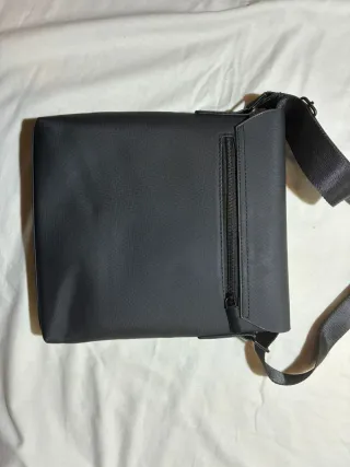 Bolso bandolera Tommy Hilfiger negro