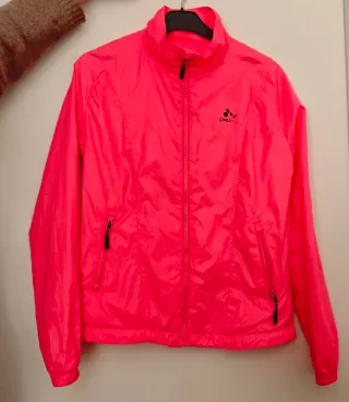 Chaqueta impermeable ONLY rosa