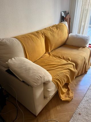 Sofá beige extensible