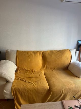 Sofá beige extensible