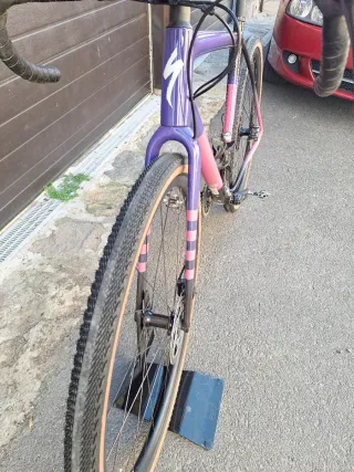 Bicicleta  Specialized Gravel Crux Comp 2025