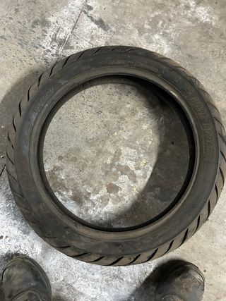 Neumático de moto