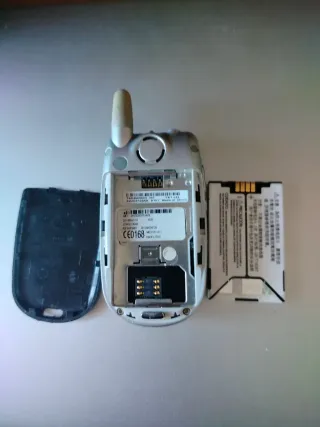 Telefono Motorola V535 vintage