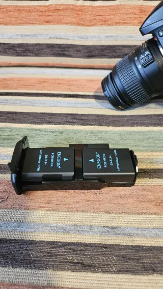 Cámara Nikon D3300 + Objetivo 18-55 + complementos