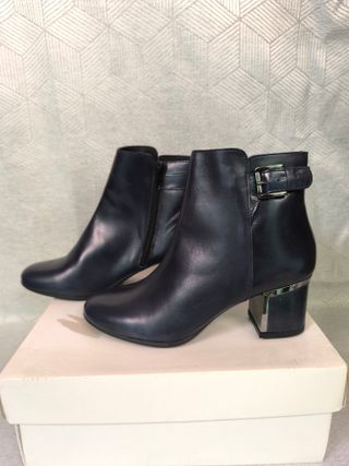 Botines mujer tacón medio con hebilla - Nuevos