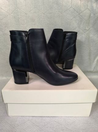 Botines mujer tacón medio con hebilla - Nuevos