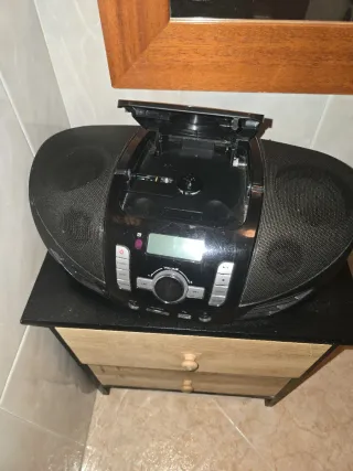 Reproductor Hitachi Negro