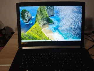 Acer Aspire A717-71G Portátil